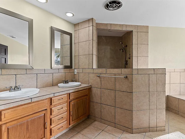 12311 Kelso Rd — Photo 31