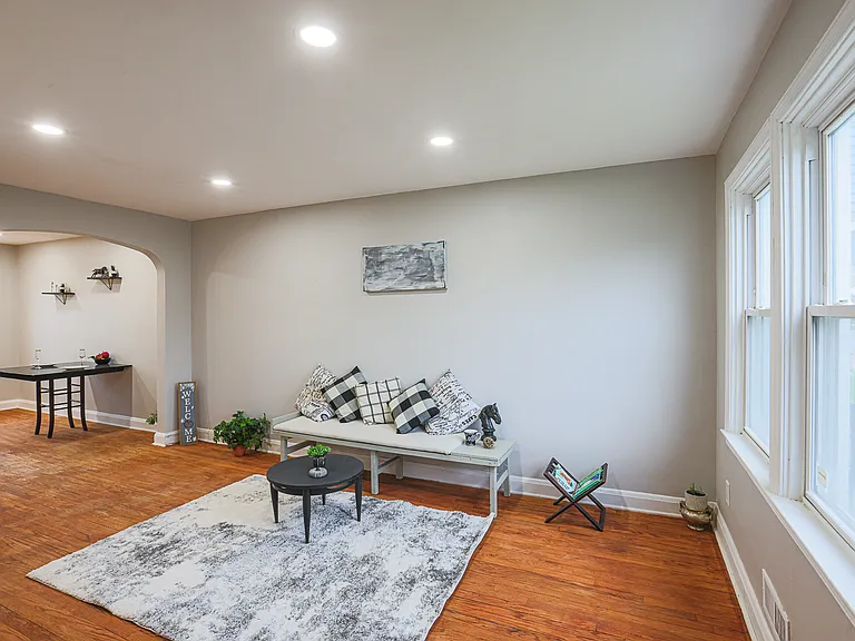3635 Lyndale Ave — Photo 7