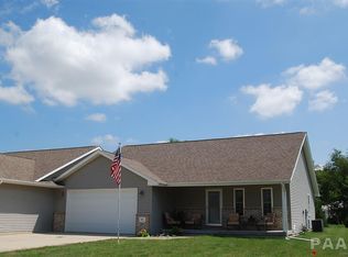 104 Cottonwood Cir, East Peoria, IL