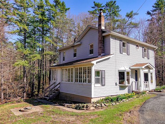 2nd image of 7 Highland Lake Road