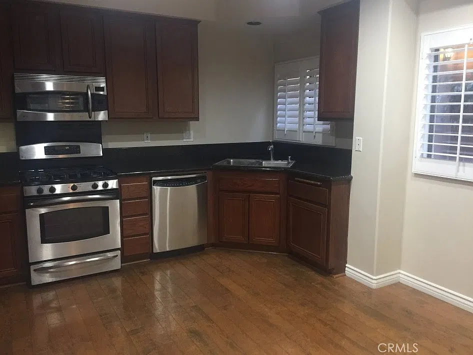 2060 Villa Del Lago Dr — Photo 2