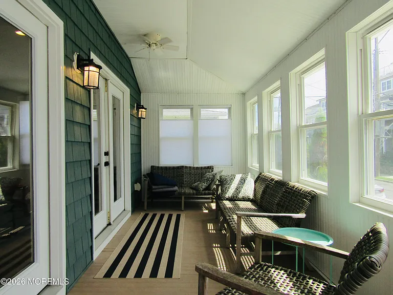 703 Central Ave — Photo 15