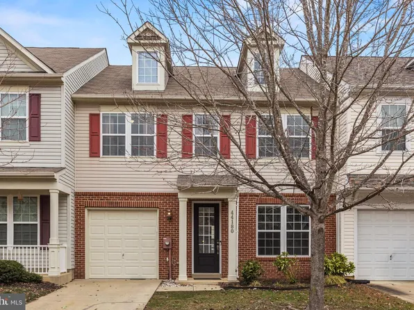 44180 Beaver Creek Dr, California, MD 20619