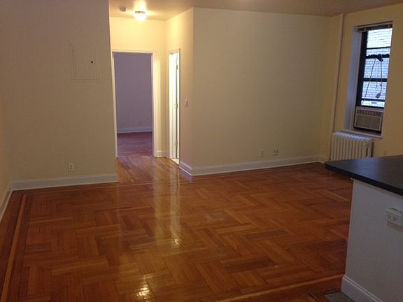 4th image of 105 Pinehurst Ave APT 55
