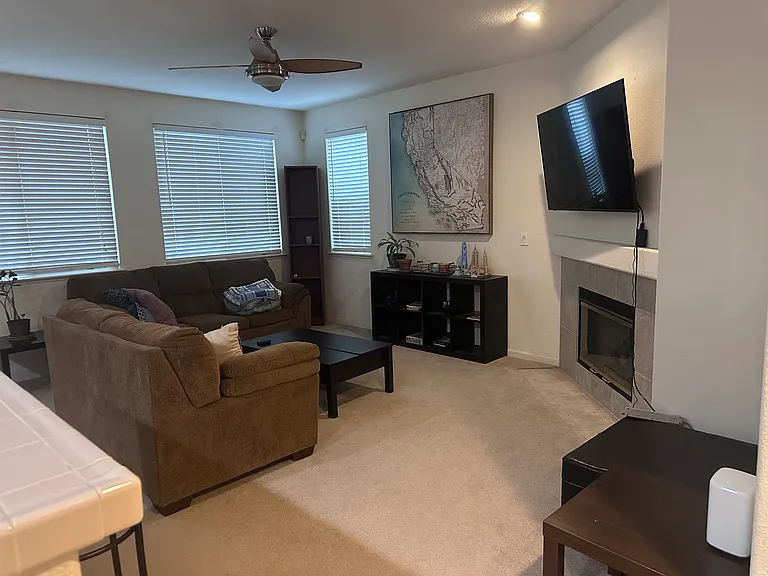 350 Sutley Cir — Photo 3