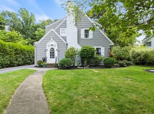 65 Wildmere Rd, Rochester, NY 14617