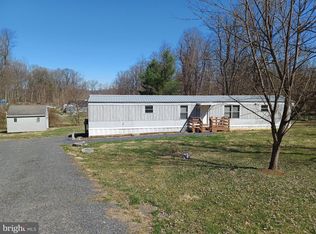 740 Emerson Dr, Falling Waters, WV 25419