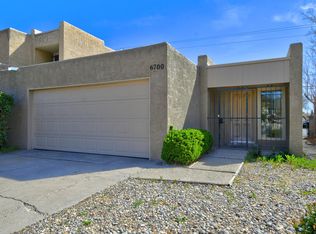 6700 Los Trechos Ct NE, Albuquerque, NM 87109