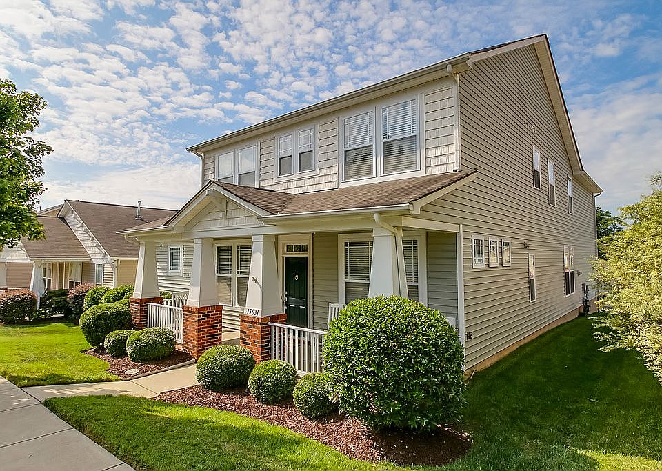 1st image of 15631 Seafield Ln