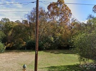 325 Fox St SW, Concord, NC 28025