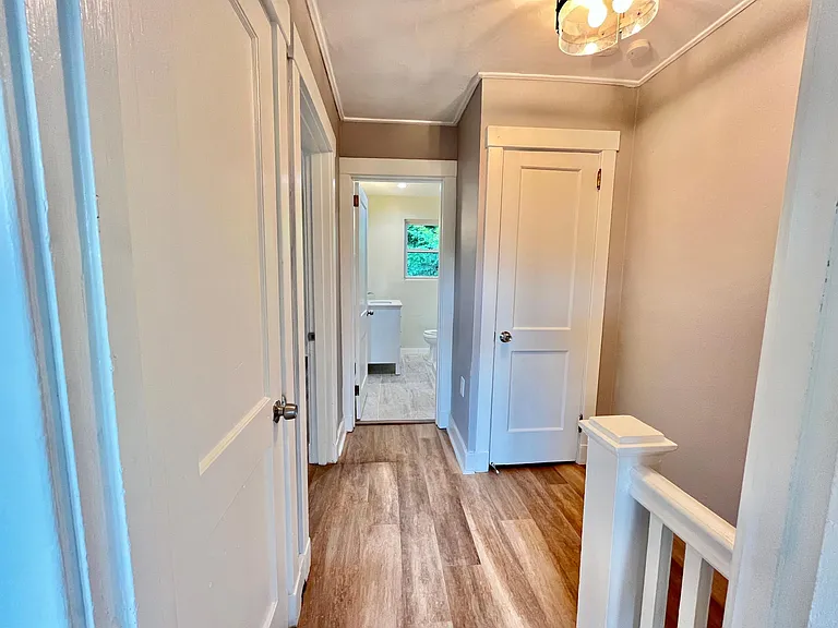 149 Race St — Photo 24