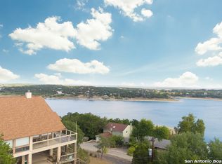 936 Hillcrest Frst, Canyon Lake, TX 78133