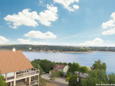 936 Hillcrest Frst, Canyon Lake, TX, 78133