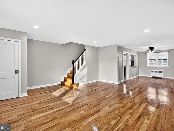 4th image of 7431 Drexel Rd