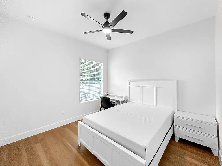 13614 N 22nd St S #101 — Photo 9