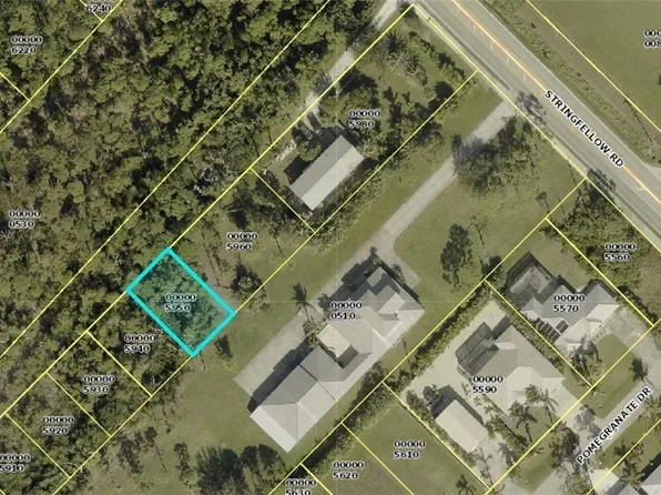 7375 Georgiana Dr, Bokeelia, FL 33922