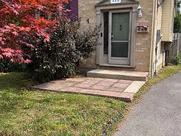 173 Martinet Ave, London, ON N5V 4K2