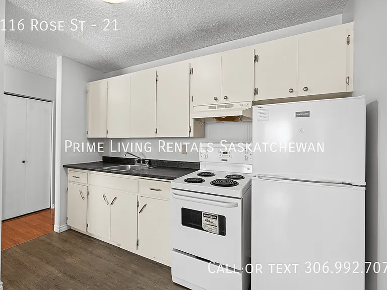 2116 Rose St #21 — Photo 3