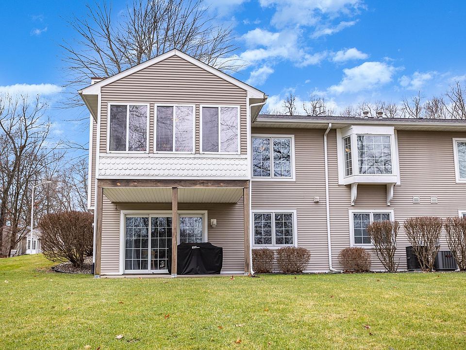 135 Bridgewood Dr, Battle Creek, MI 49015 MLS 1907939 Zillow