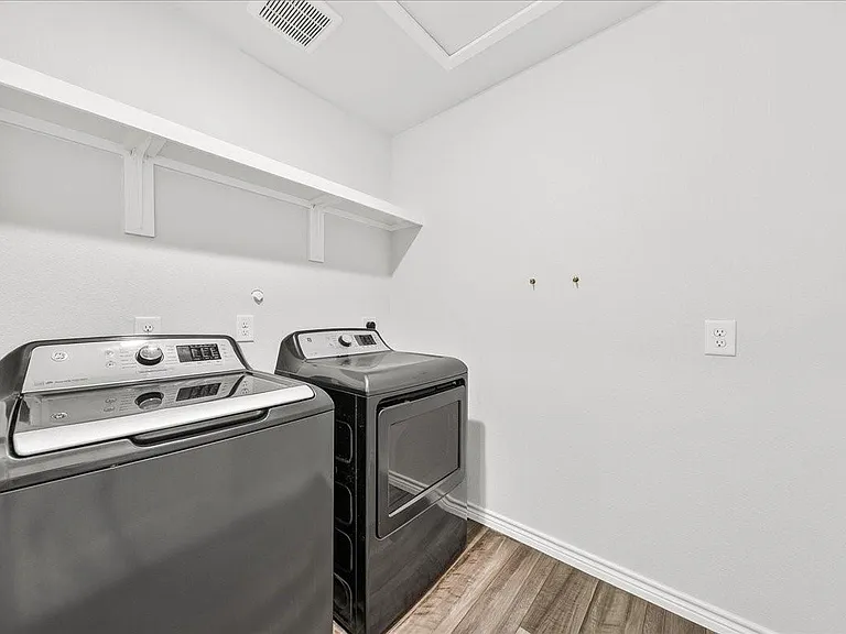 7826 Bullrider Dr — Photo 7