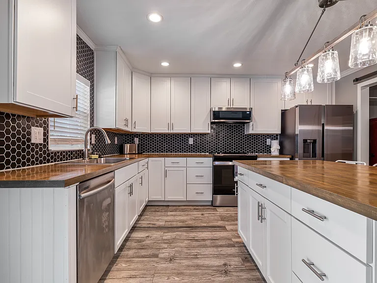 2317 Birch Dr — Photo 12