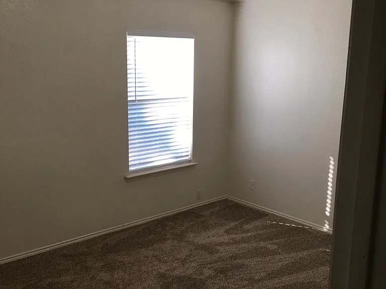 8408 Orleans Ln — Photo 4