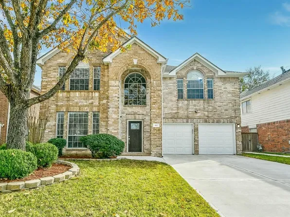 815 Robins Way, Stafford, TX 77477