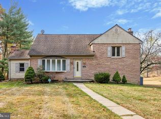 742 Winchester Rd, Broomall, PA 19008