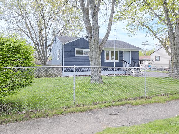 4th image of 1733 Ballentine St