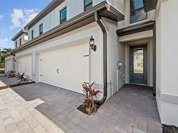 5th image of 4372 Sonoma Oaks CIR