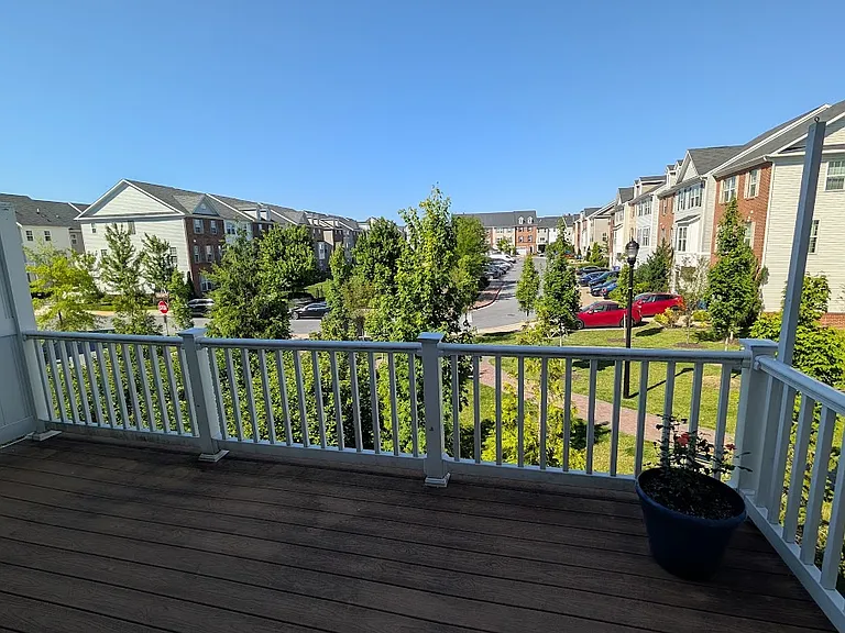 7821 Taggart Ct — Photo 20