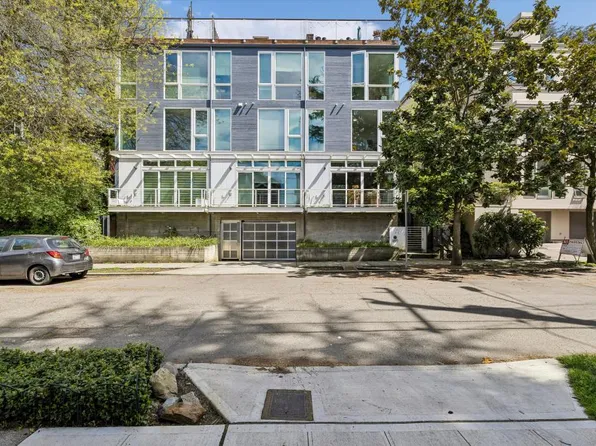 732A Belmont Pl E, Seattle, WA