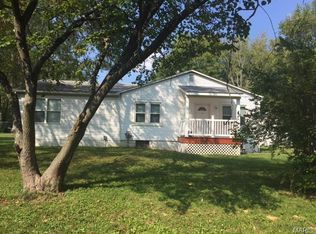 284 Maple Dr, Fenton, MO 63026