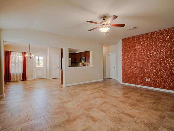 3rd image of 209 Moulins Ln