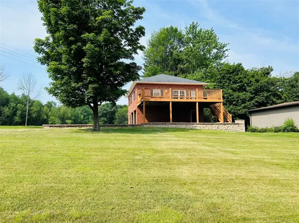 693 Stratmill Rd, Binghamton, NY 13904