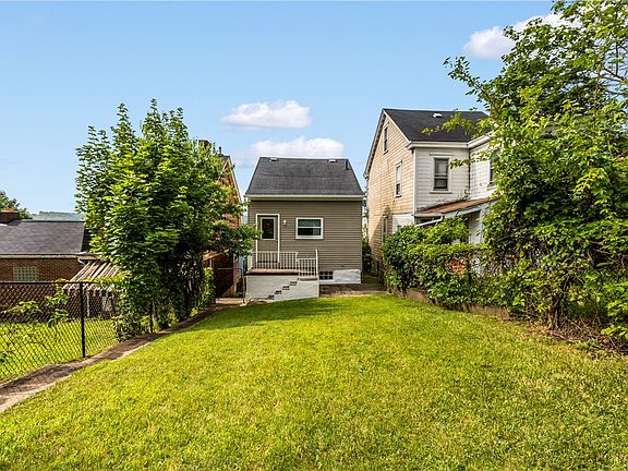 5th image of 435 Walde St