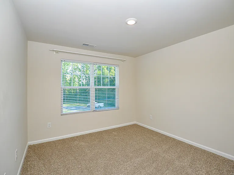 908 Park Bend Trl — Photo 23