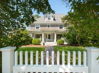 91 Potunk Ln, Westhampton, NY 11978