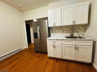 489 S 17th St FLOOR 1, Newark, NJ
