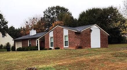 OLD PIX - PAINTING OUTSIDE