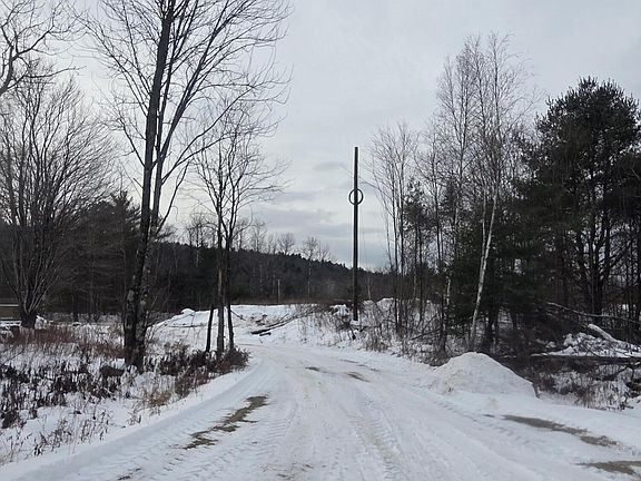 2nd image of 22 E Dixfield Road