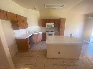 2602 E Skyview Ave, Fresno, CA 93720