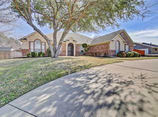 4312 Woodlake Dr, Lake Worth, TX 76135