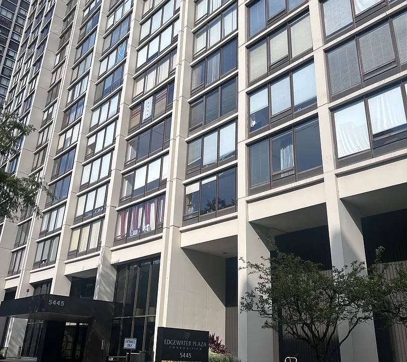 5445 N Sheridan Rd #1501