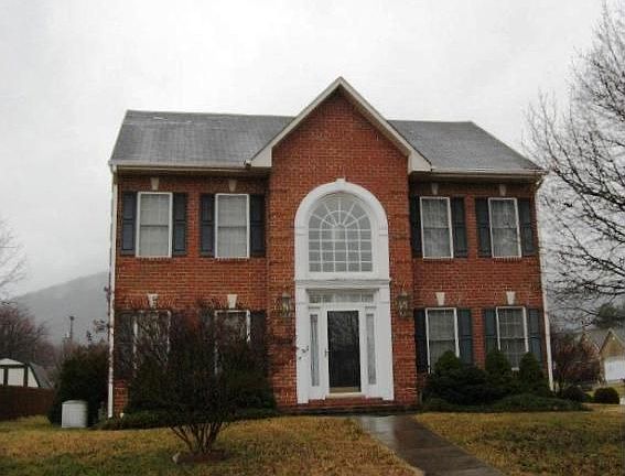 2nd image of 6001 Stone House Ln