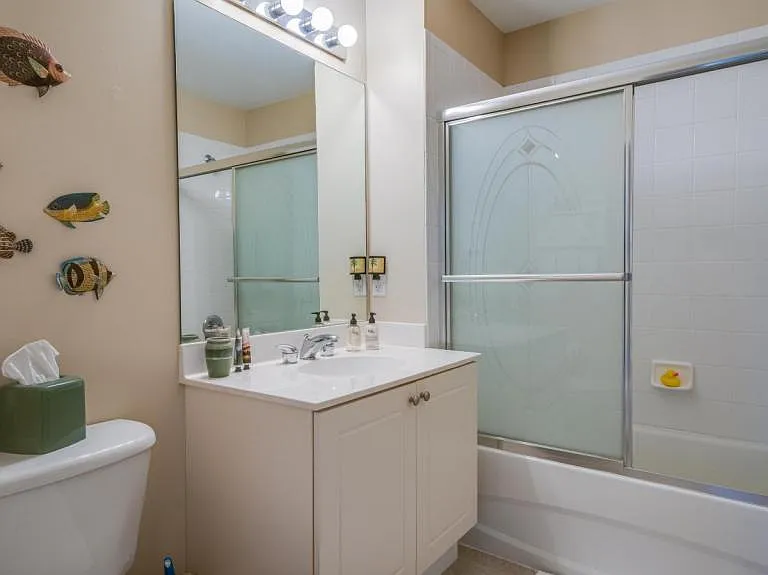 1518 SW 50th St #301 — Photo 22