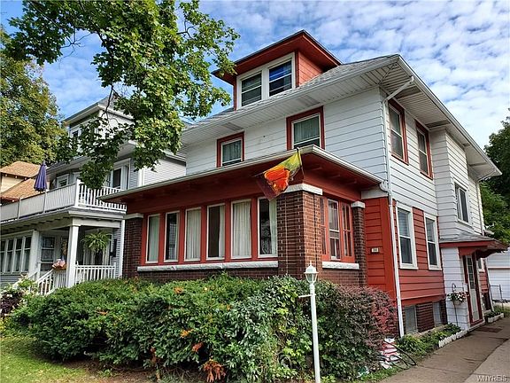 2nd image of 396 Cumberland Ave