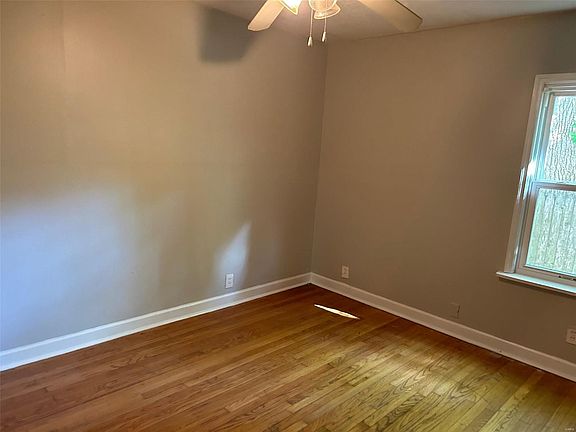 4th image of 2237 Wheaton Ave