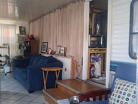 4th image of 1361 Overseas Hwy #F8