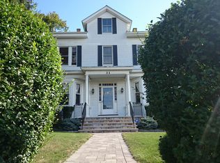 31 Mount Vernon St, Boston, MA 02132